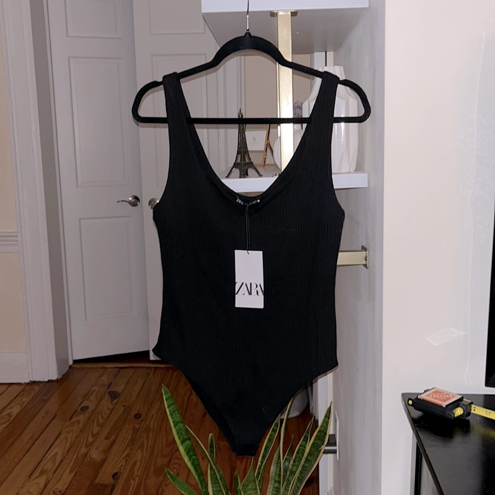 Zara Black Ribbed Bodysuit